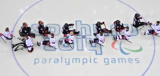 2014 Winter Paralympics. Ice sledge hockey. Canada vs. Norway