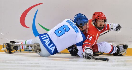 2014 Winter Paralympics. Ice sledge hockey. Russia vs. Italy