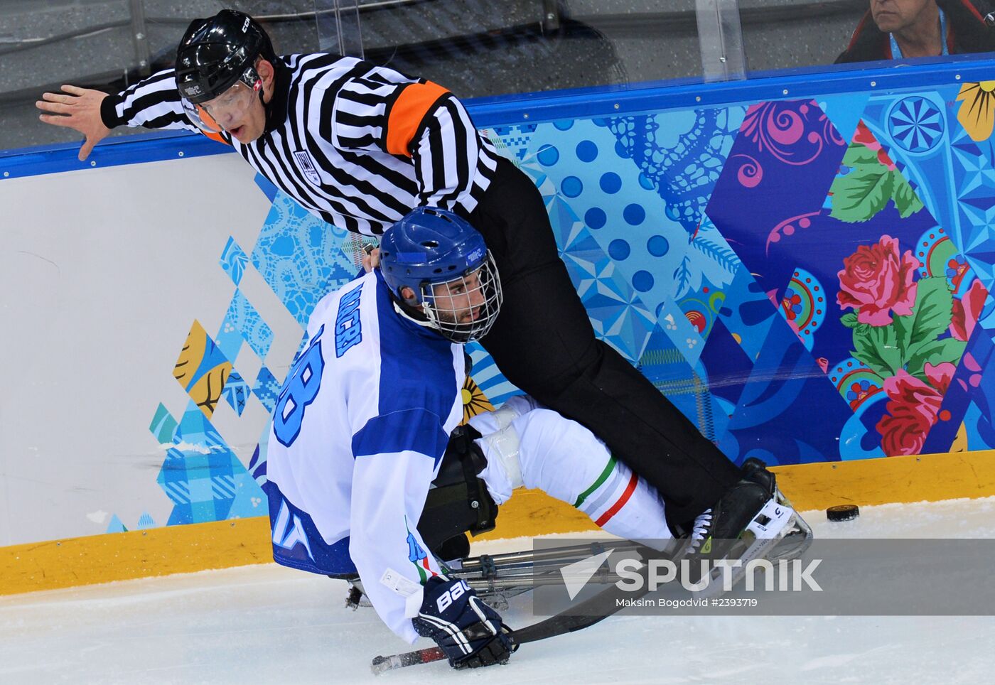 2014 Winter Paralympics. Ice sledge hockey. Russia vs. Italy