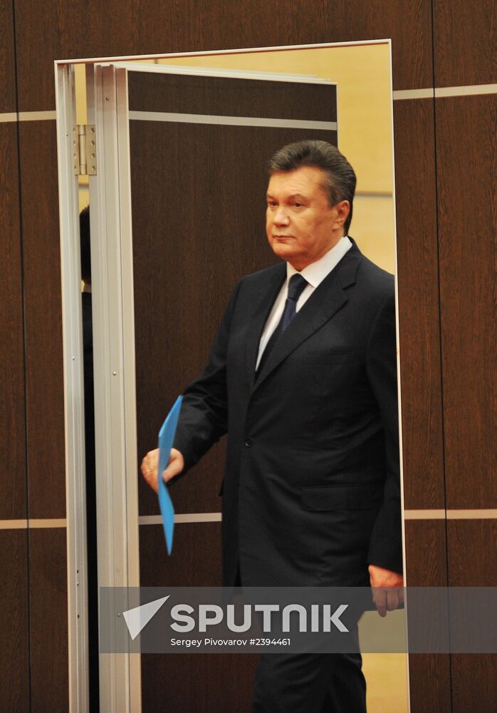 Viktor Yanukovich gives news conference