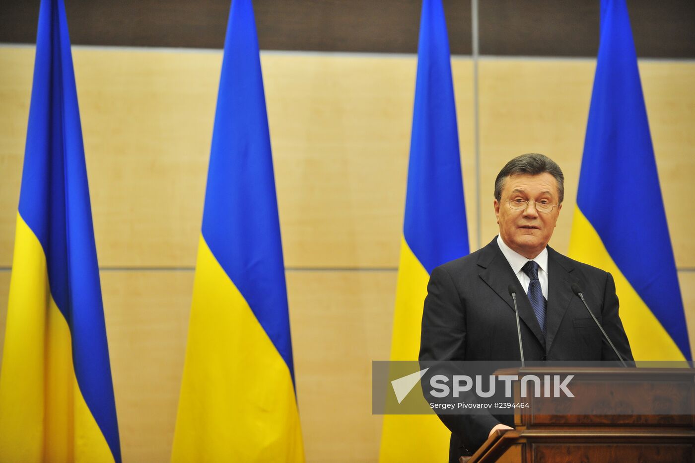 Viktor Yanukovich gives news conference