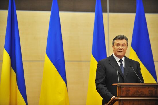 Viktor Yanukovich gives news conference