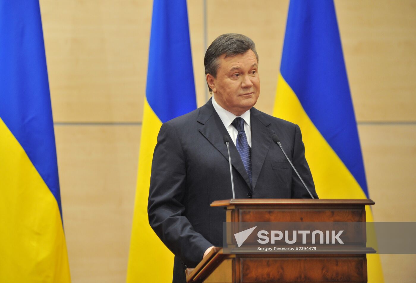 Viktor Yanukovich gives news conference