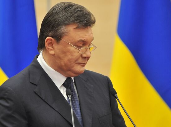 Viktor Yanukovich gives news conference