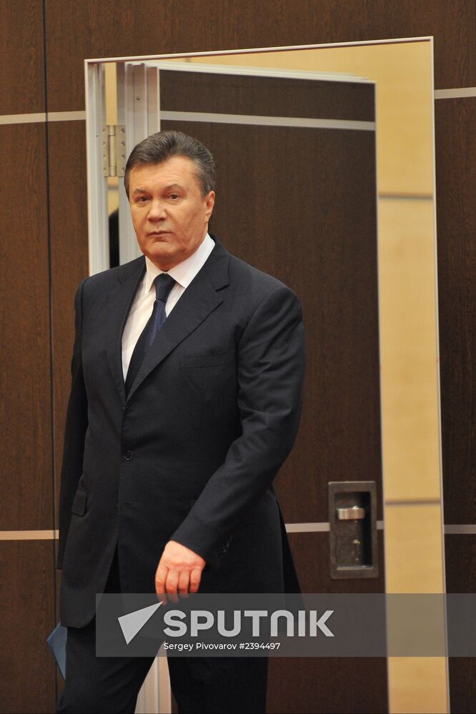 Viktor Yanukovich gives news conference