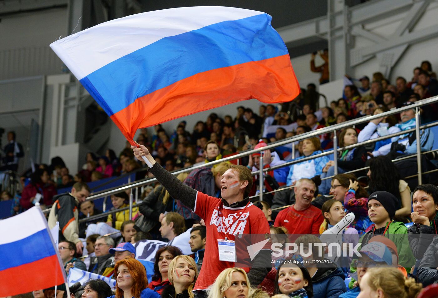 2014 Paralympics. Ice sledge hockey. USA vs. Russia