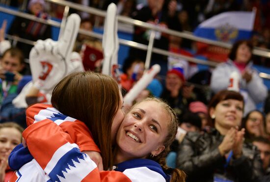 2014 Paralympics. Ice sledge hockey. USA vs. Russia