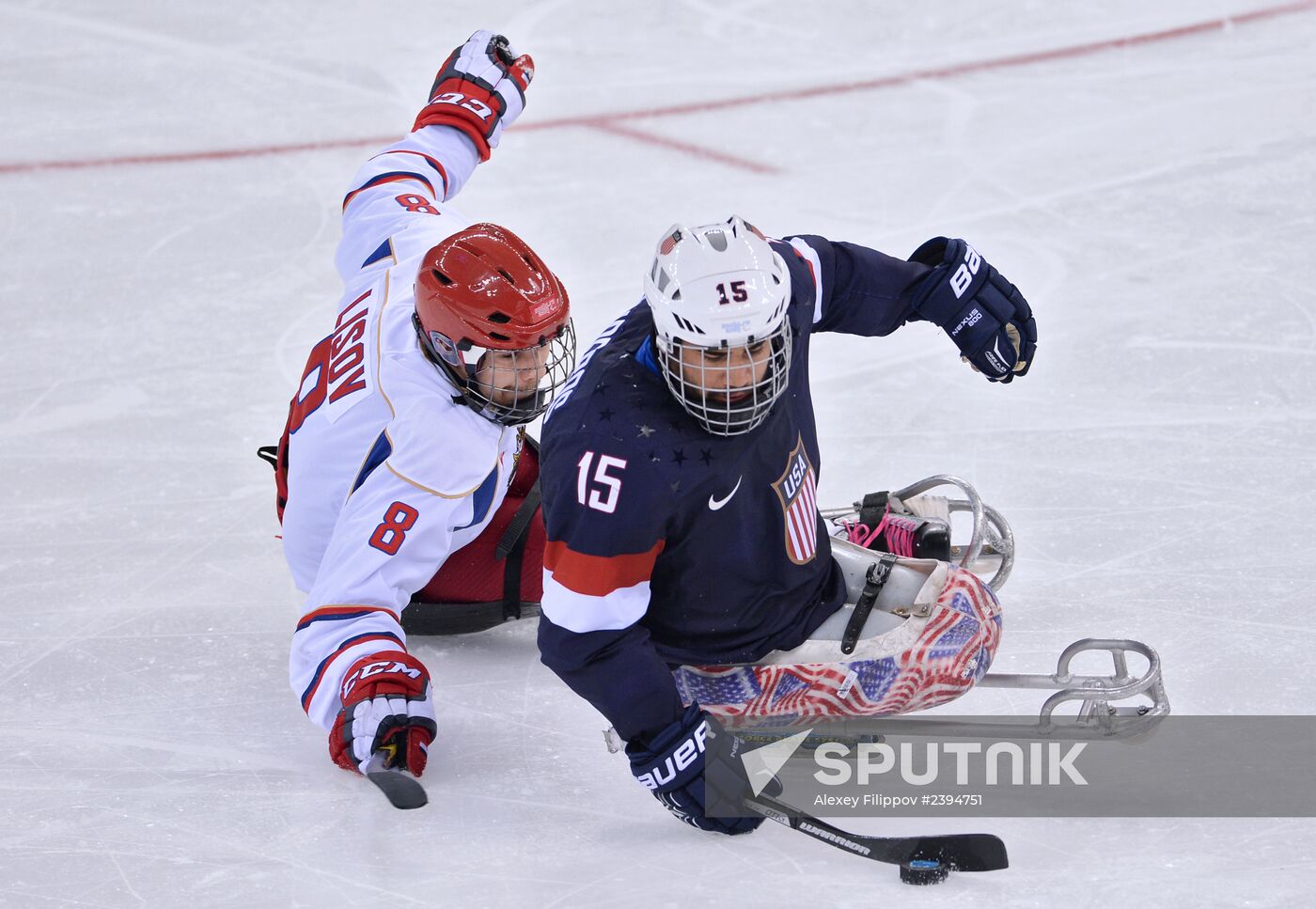 2014 Paralympics. Ice sledge hockey. USA vs. Russia