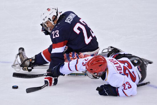 2014 Winter Paralympics. Ice sledge hockey. USA vs. Russia