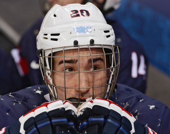 2014 Winter Paralympics. Ice sledge hockey. USA vs. Russia