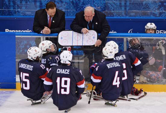 2014 Winter Paralympics. Ice sledge hockey. USA vs. Russia