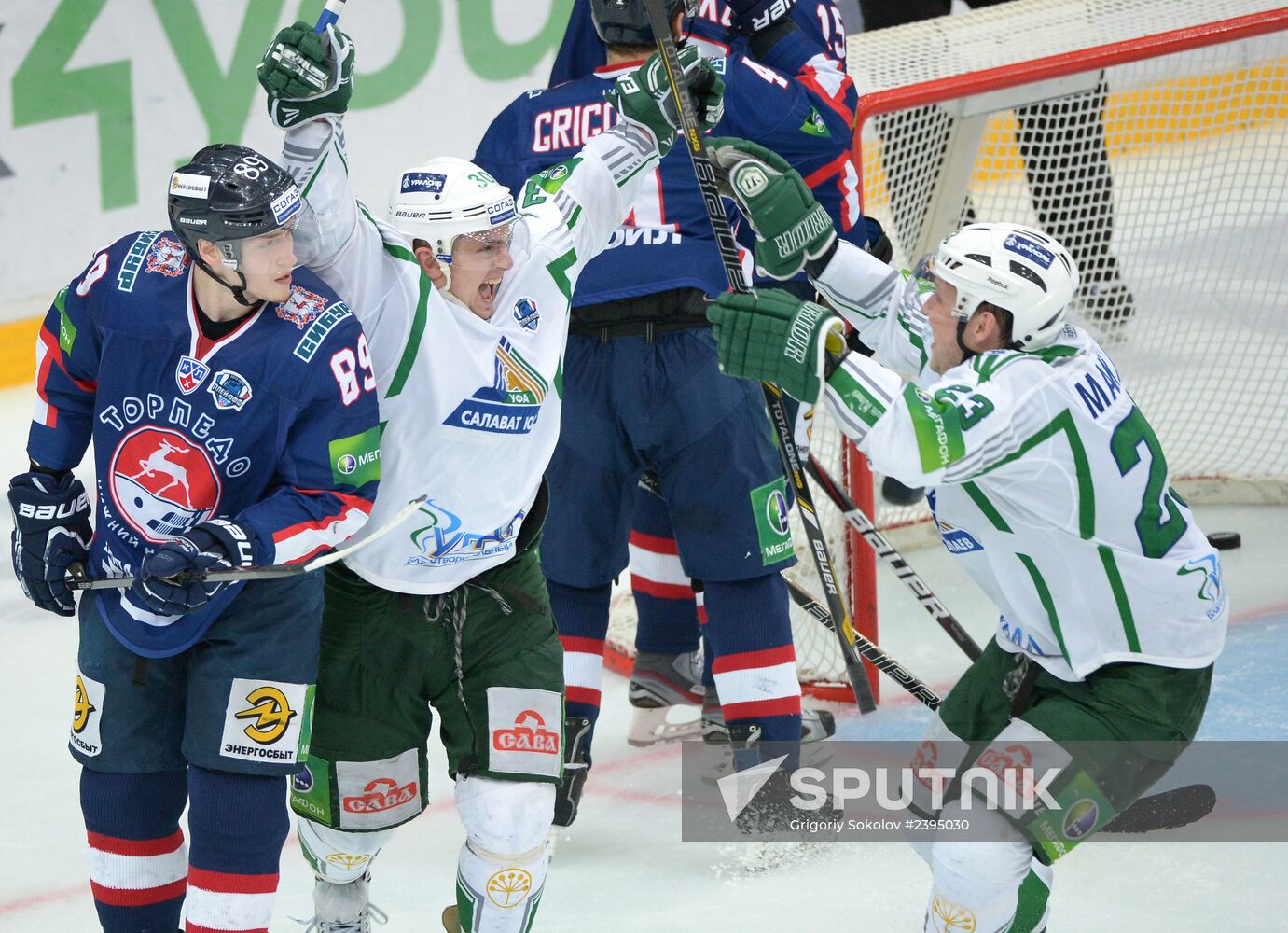 Kontinental Hockey League. Torpedo vs. Salavat Yulayev