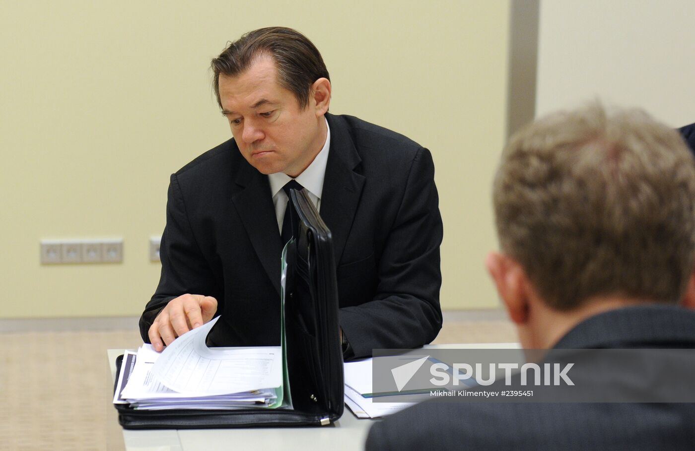 Vladimir Putin chairs meeting on economic issues