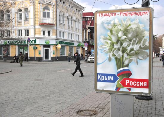 Billboard campaign in Sevastopol in run-up to referendum
