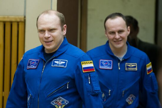 ISS crews in Zvyozdny gorodok