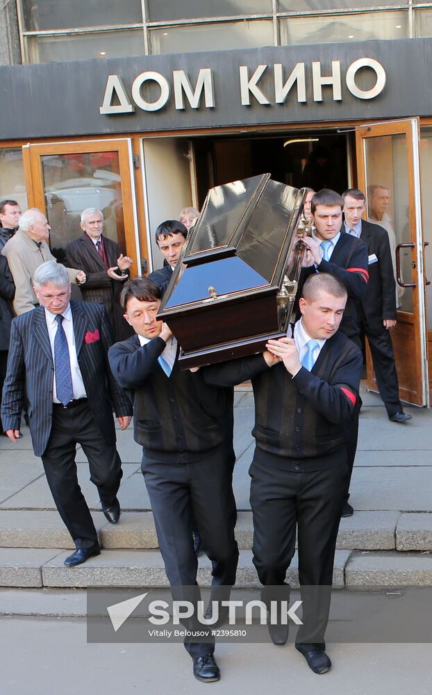Funeral of celebrated actor Anatoly Kuznetsov
