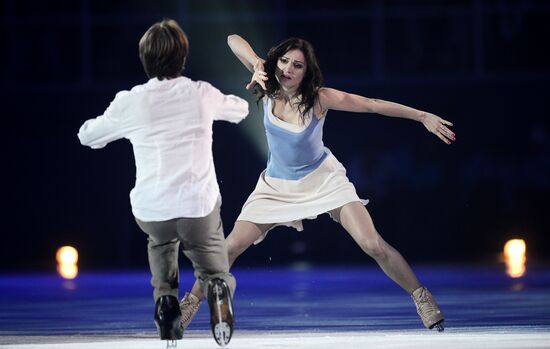 "We are the Champions!" figure skating gala in support of the Paralympic Movement
