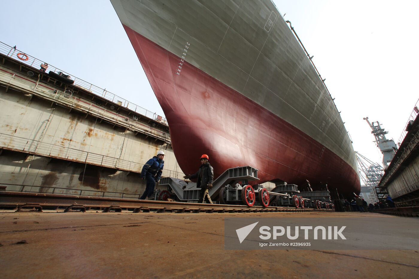 Launch of "Admiral Grigorovich" frigate into water