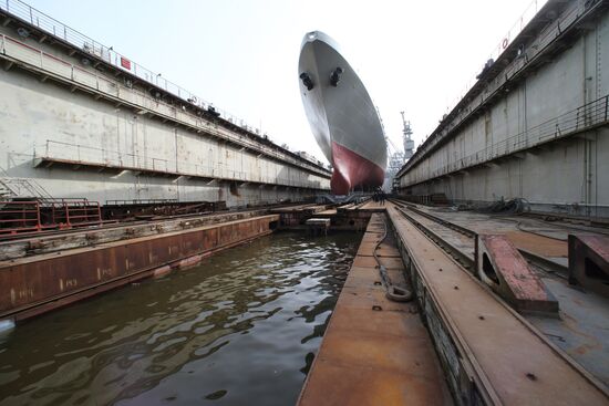 Launch of "Admiral Grigorovich" frigate into water