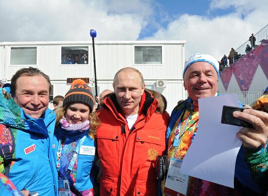Vladimir Putin visits Laura Cross-country Ski & Biathlon Center