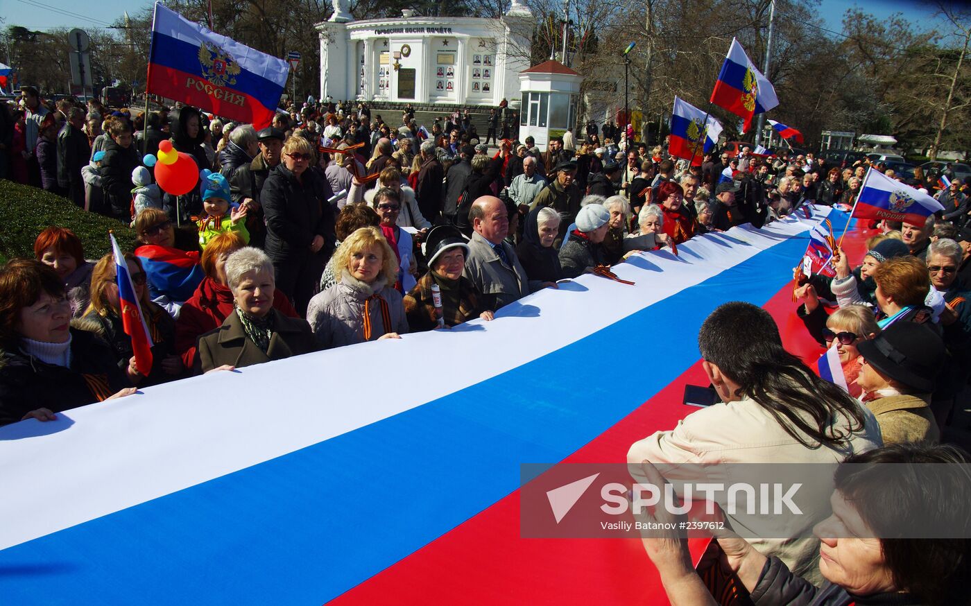 "Russian Flag in Every House" campaign in Sevastopol