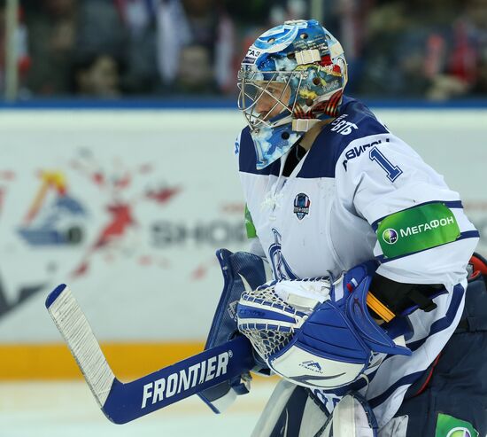 Kontinental Hockey League. Lokomotiv Yaroslavl vs. Dynamo Moscow