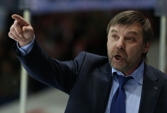 Kontinental Hockey League. Lokomotiv Yaroslavl vs. Dynamo Moscow