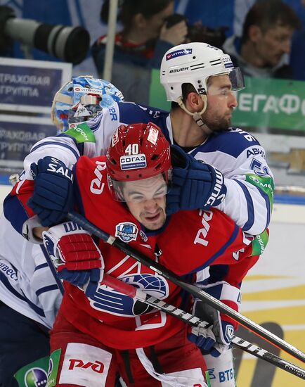 Kontinental Hockey League. Lokomotiv Yaroslavl vs. Dynamo Moscow