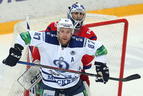 Kontinental Hockey League. Lokomotiv Yaroslavl vs. Dynamo Moscow