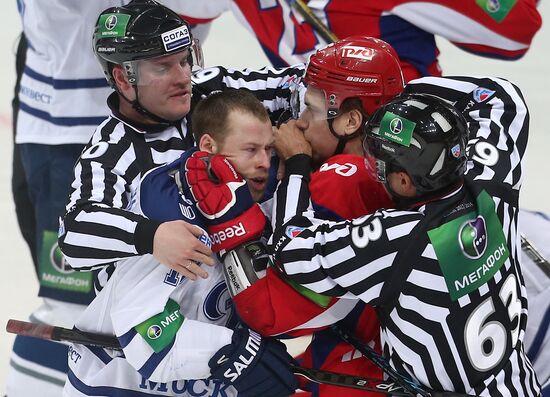 Kontinental Hockey League. Lokomotiv Yaroslavl vs. Dynamo Moscow