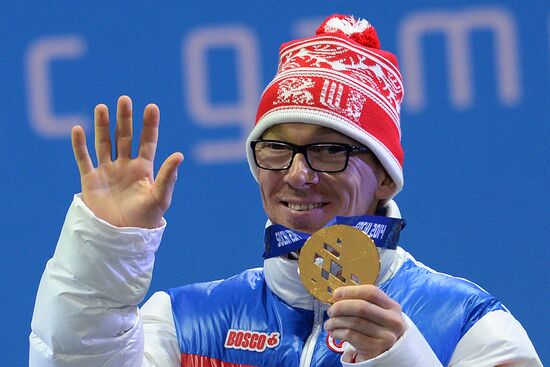 2014 Paralympics. Medal ceremony. Day Eight