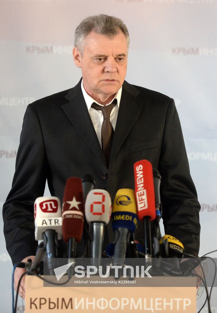 Simferopol votes in Crimea secession referendum