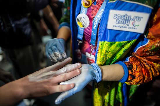 Behind the scenes at closing ceremony of the Sochi 2014 Winter Paralympic Games