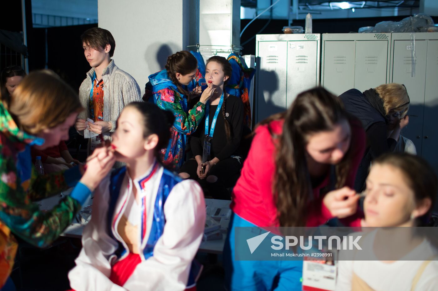 Behind the scenes at closing ceremony of the Sochi 2014 Winter Paralympic Games