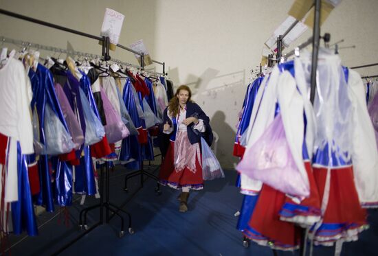 Behind the scenes at closing ceremony of the Sochi 2014 Winter Paralympic Games