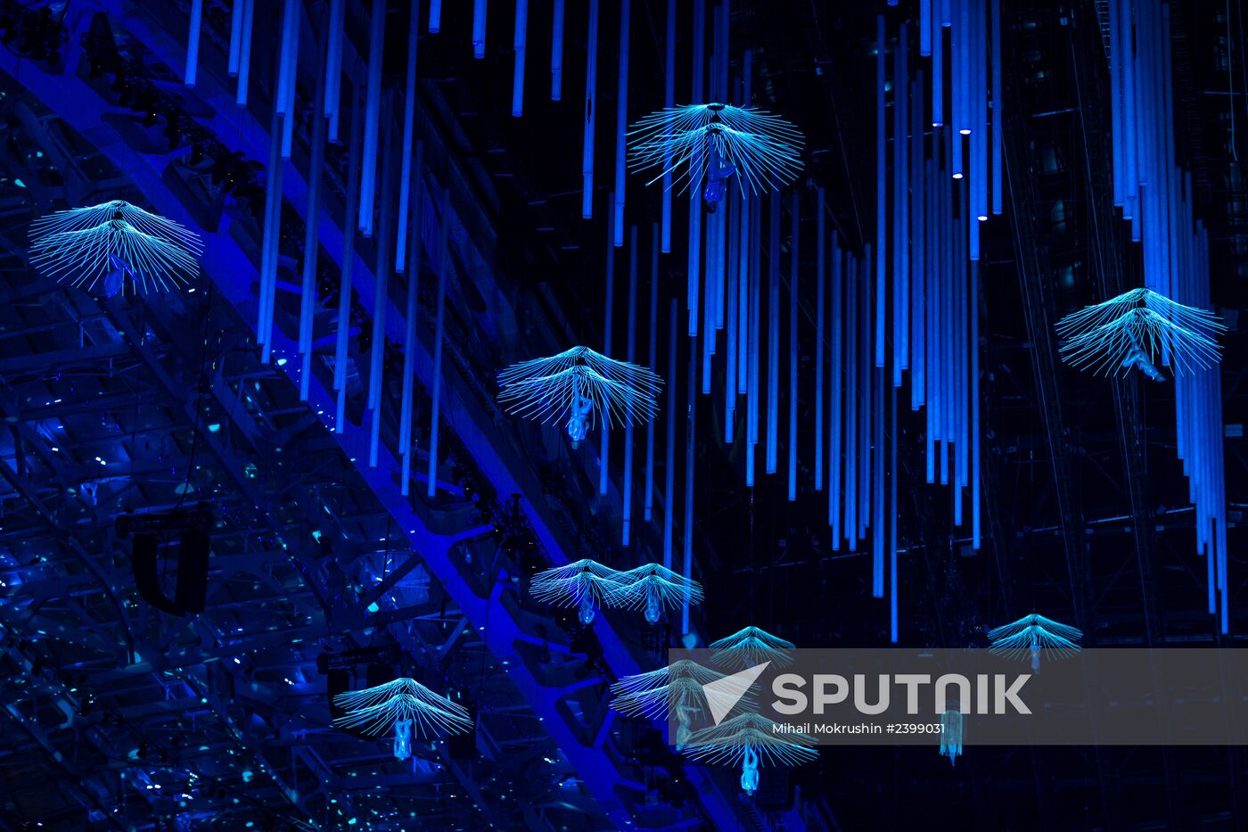 Behind the scenes at closing ceremony of the Sochi 2014 Winter Paralympic Games