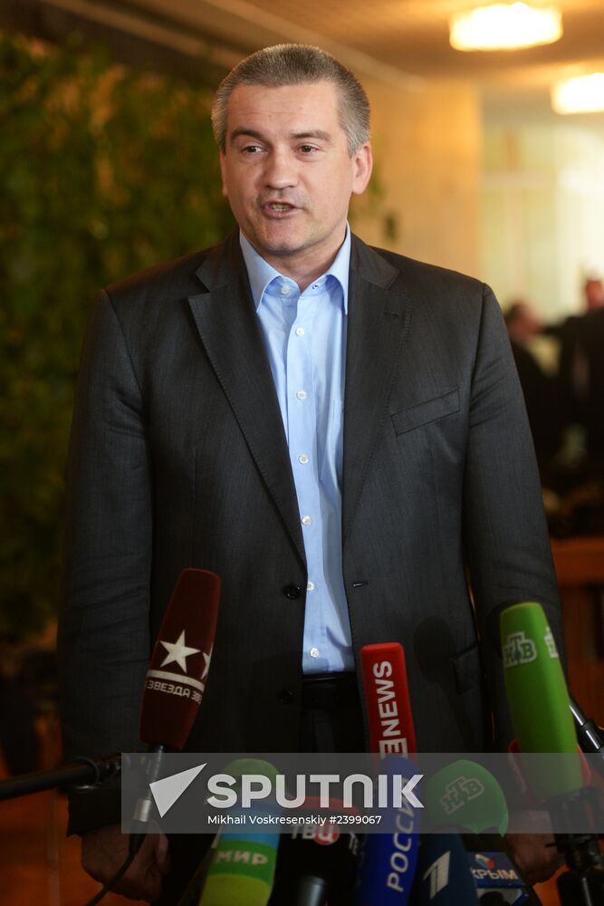Crimean parliament declares Crimea independent