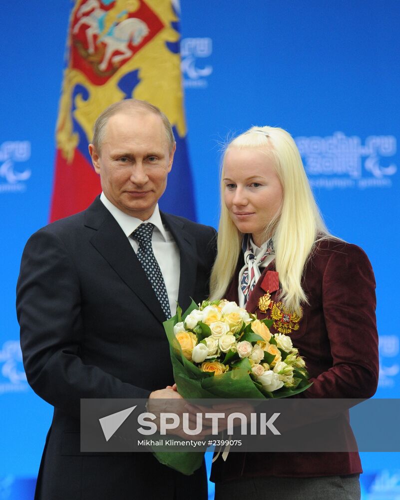 Vladimir Putin presents state awards to winners of Sochi 2014 Winter Paralympics