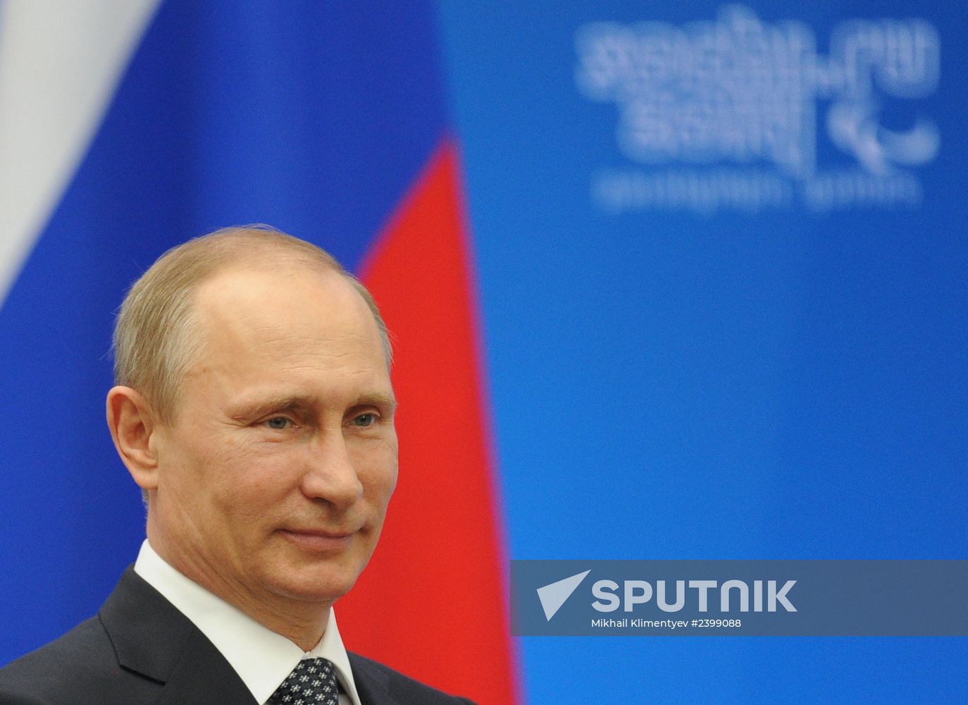 Vladimir Putin presents state awards to winners of Sochi 2014 Winter Paralympics