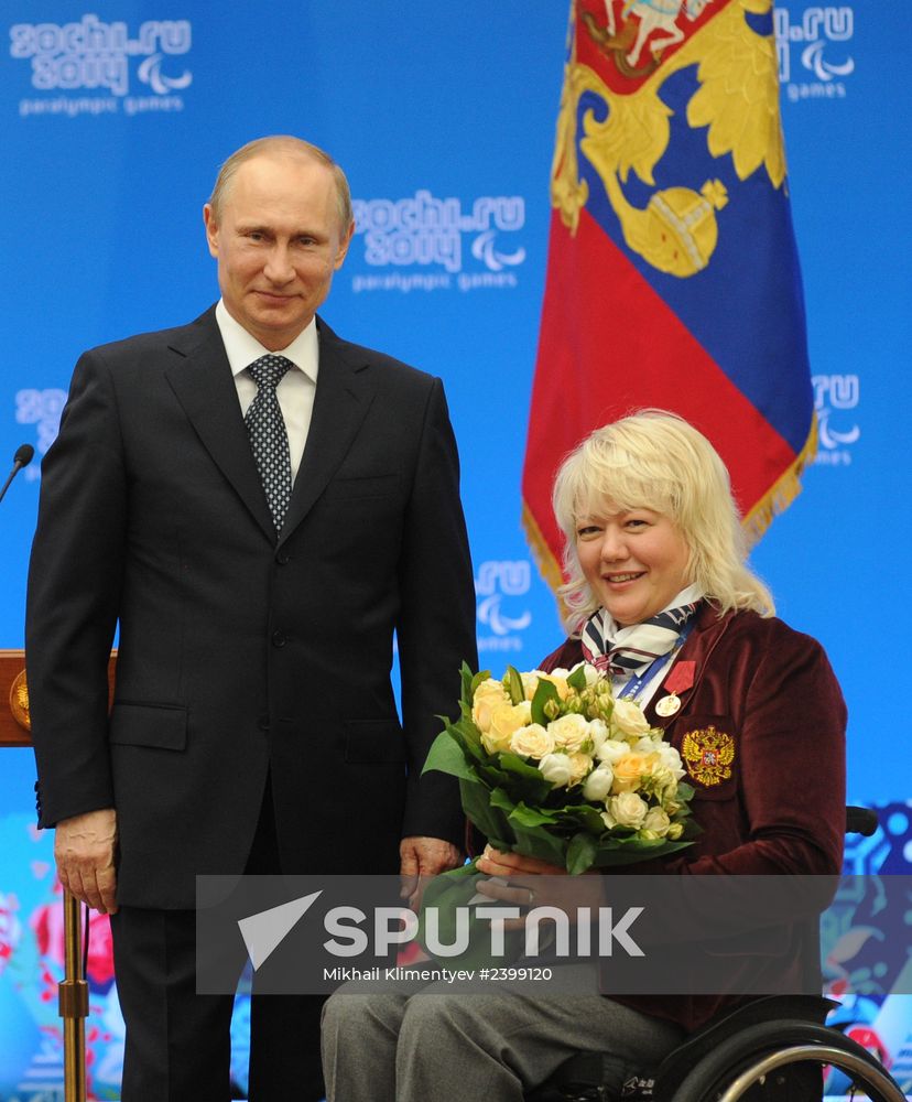 Vladimir Putin presents state awards to winners of Sochi 2014 Winter Paralympics