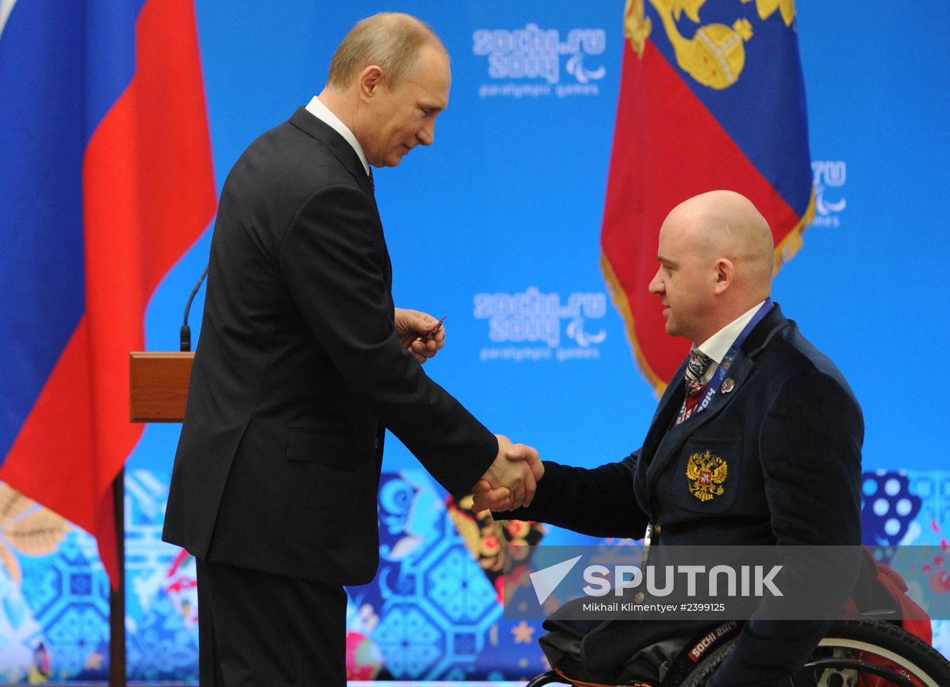 Vladimir Putin presents state awards to winners of Sochi 2014 Winter Paralympics