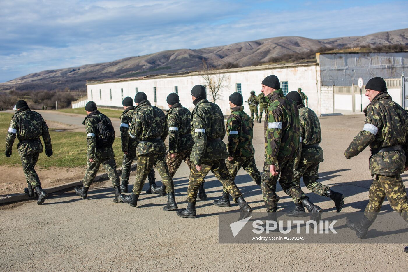 Military in the village of Perevalnoe near Simferopol