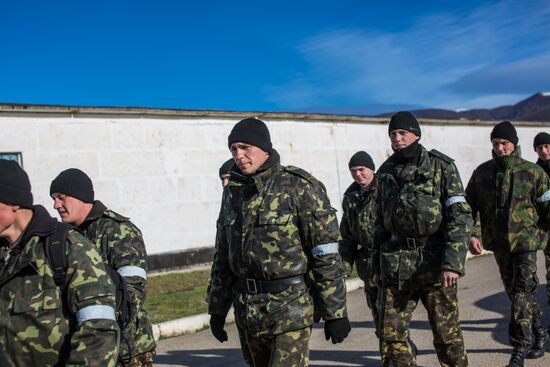 Military in the village of Perevalnoe near Simferopol