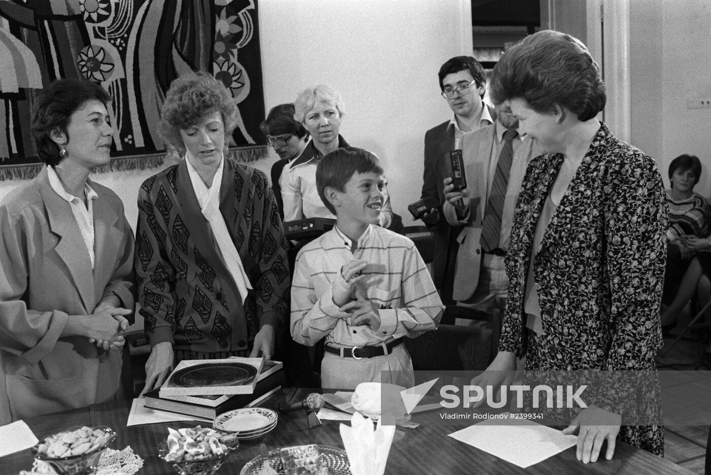 Australian school student Burke and Valentina Tereshkova