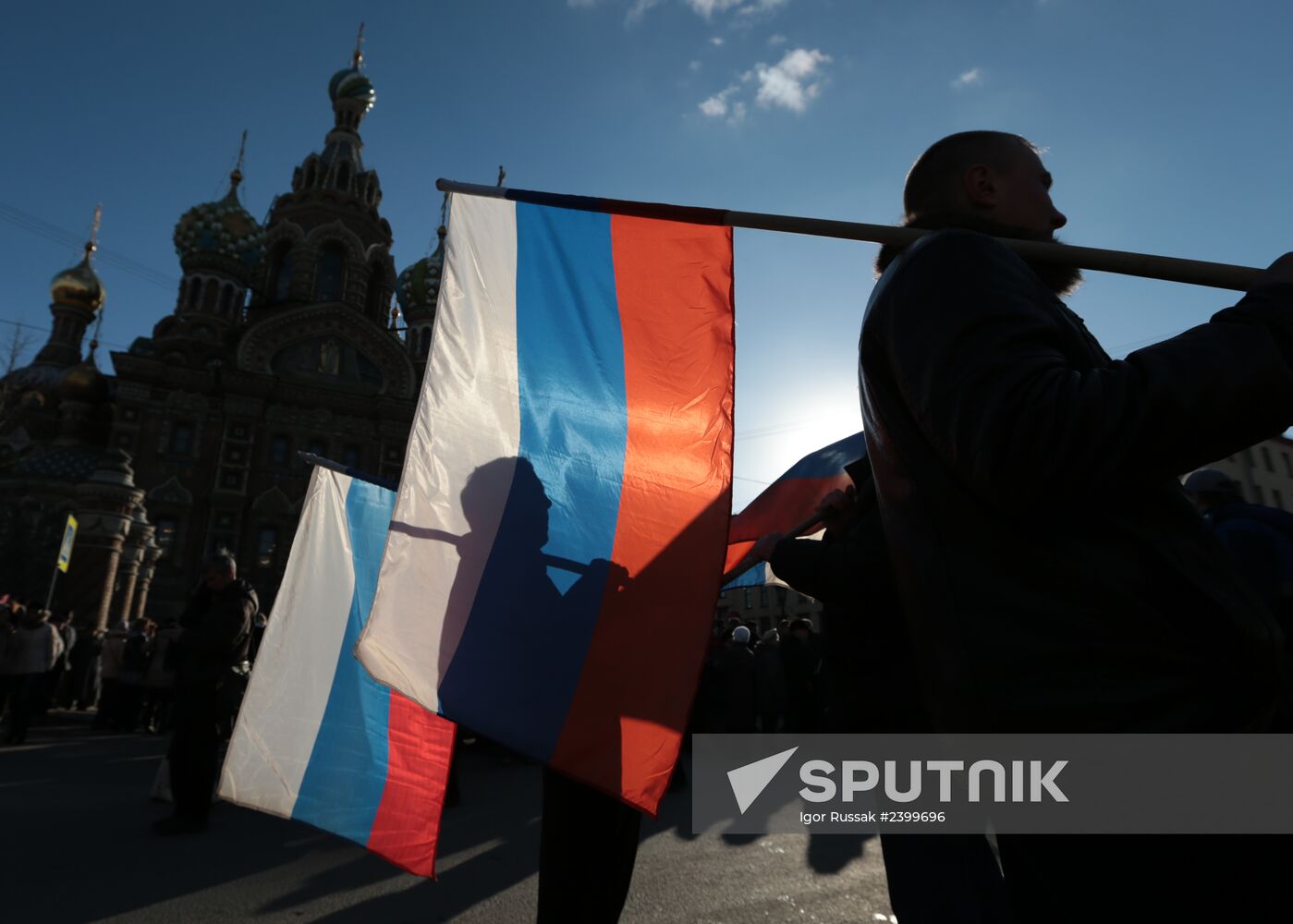 Rallies across Russia in support of Crimea