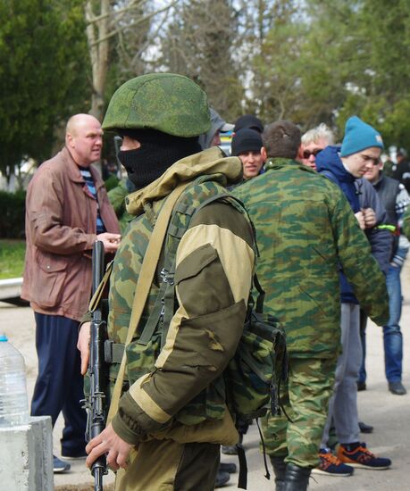 Situation at Ukrainian Navy headquarters in Sevastopol