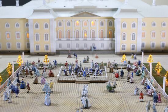 Construction of historic model of 18th century St. Petersburg "Petrine Aquatorium"