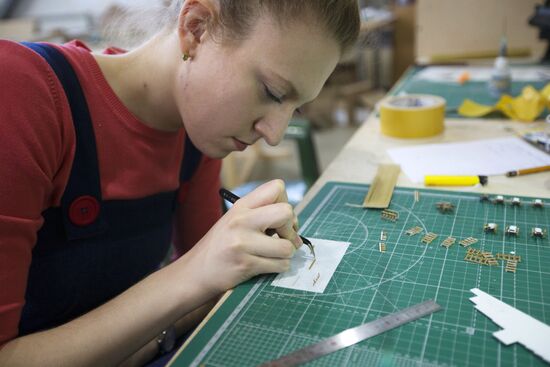Construction of historic model of 18th century St. Petersburg "Petrine Aquatorium"