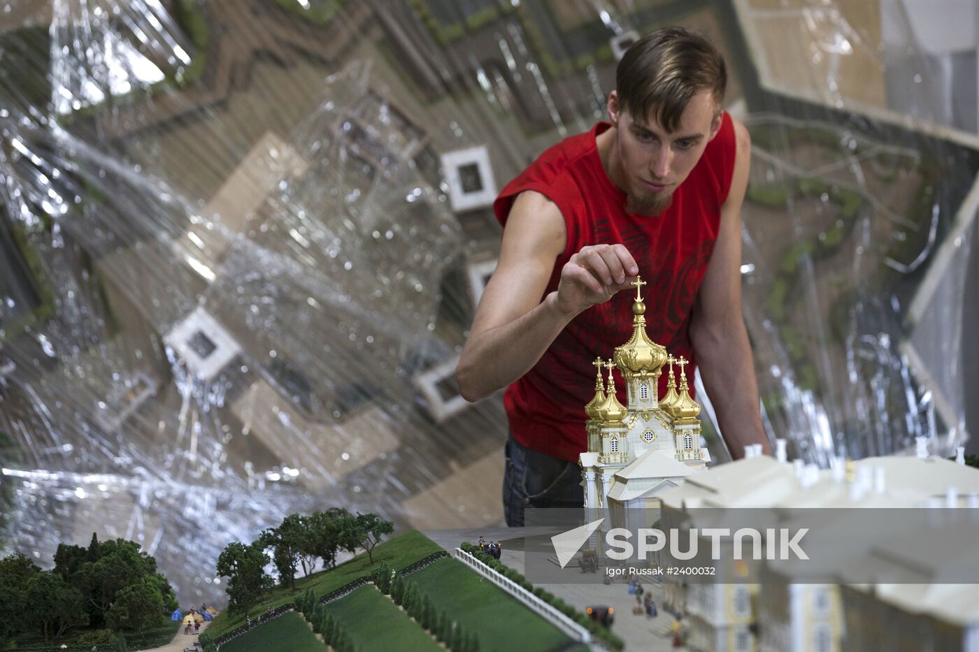 Construction of historic model of 18th century St. Petersburg "Petrine Aquatorium"