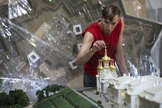 Construction of historic model of 18th century St. Petersburg "Petrine Aquatorium"